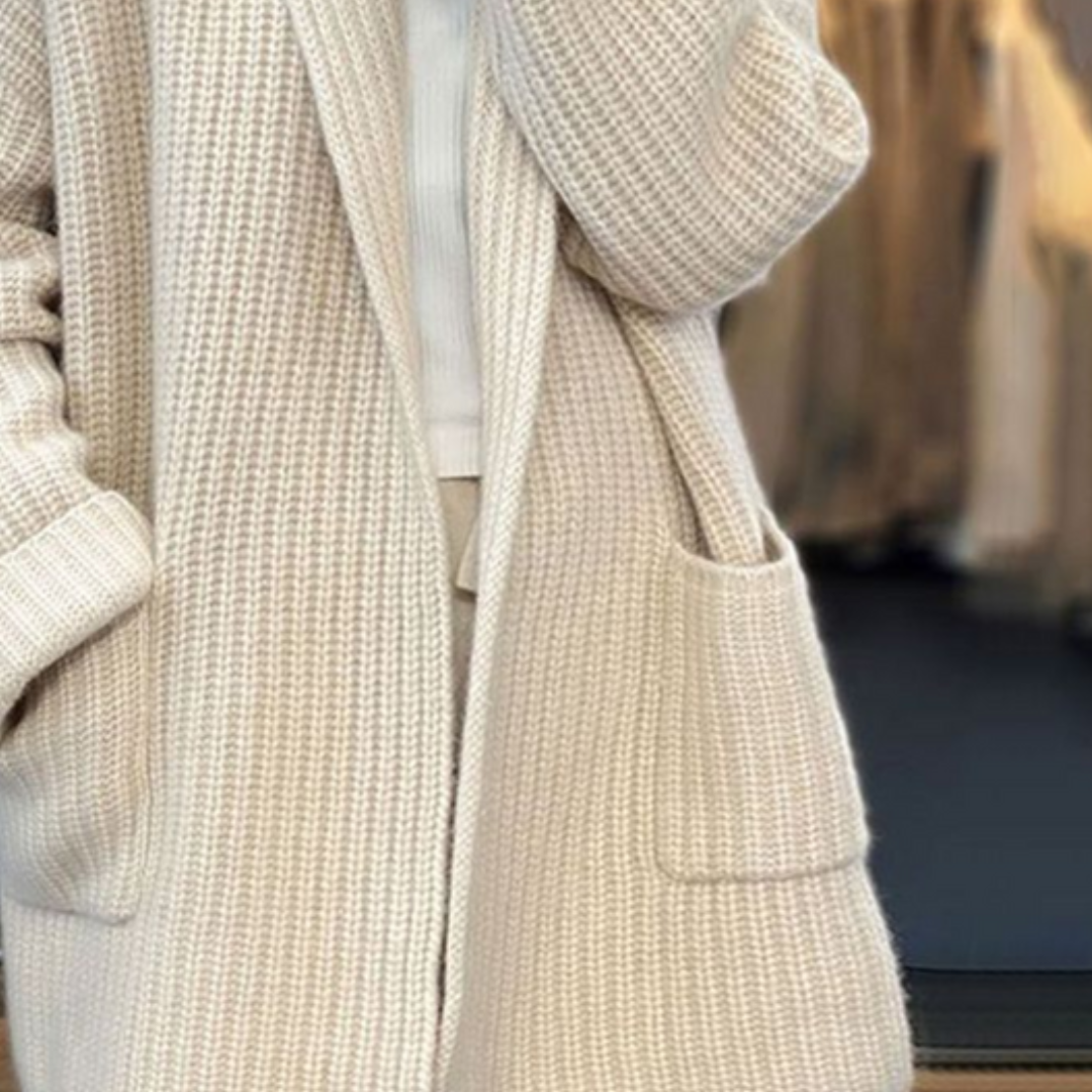 Annelieseᵗᵐ | Warme en Sophisticated Cardigan